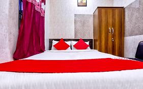 Chellam Residency